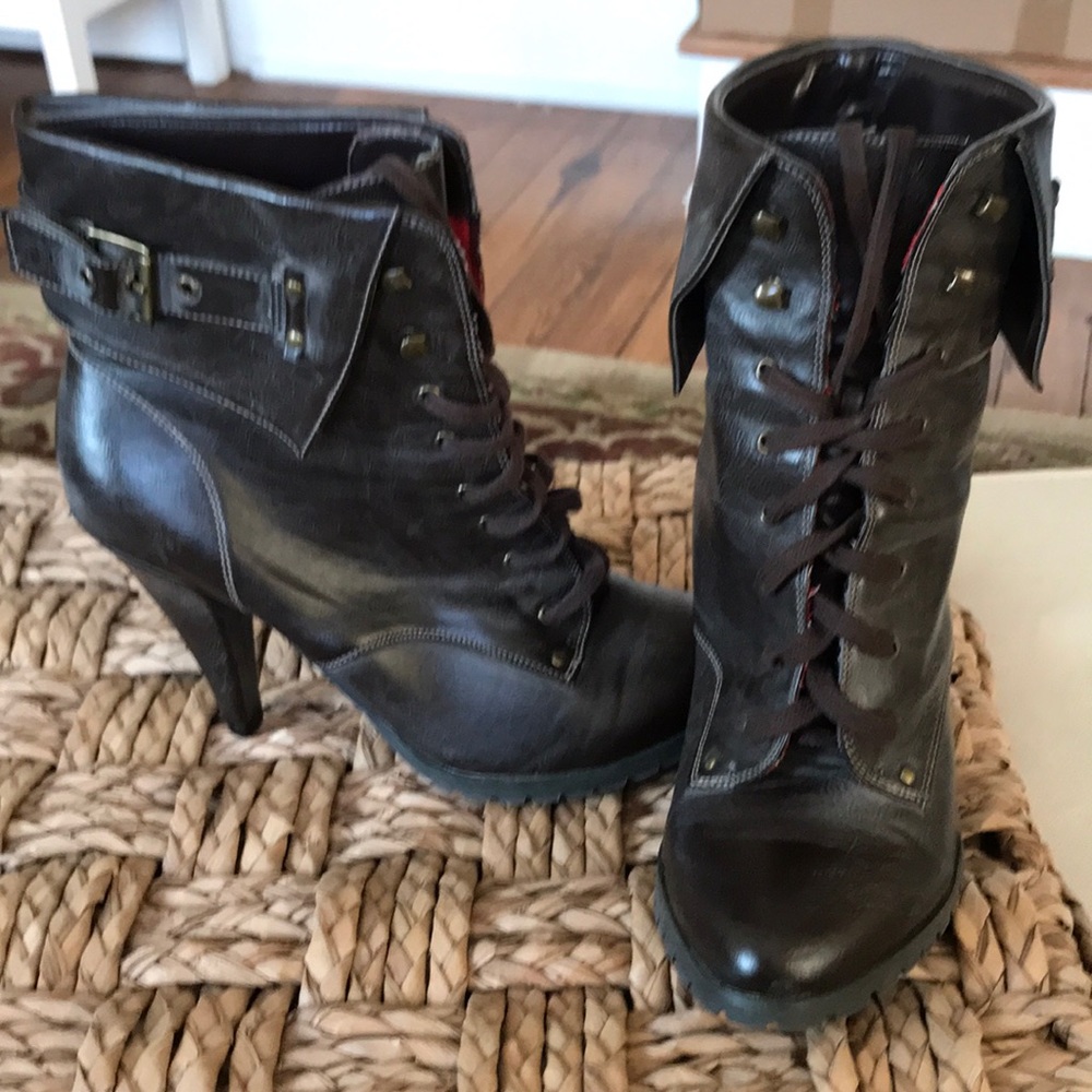 Chocolate brown lace up ankle boot